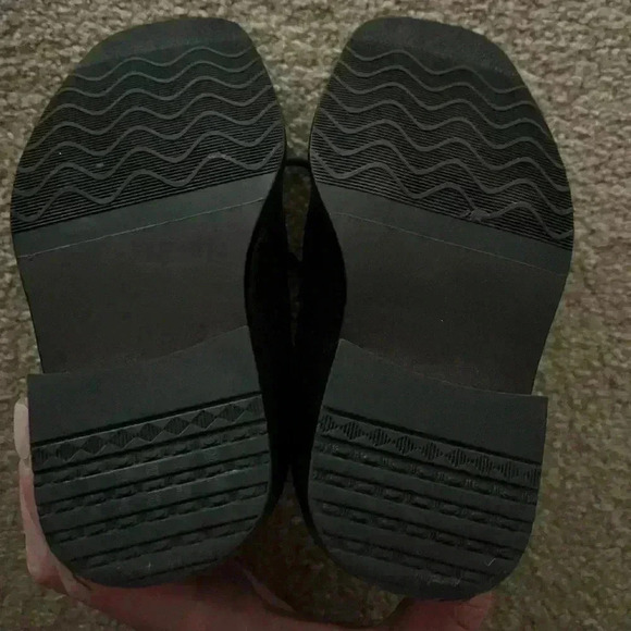 Boys Dress Shoes - Picture 5 of 5